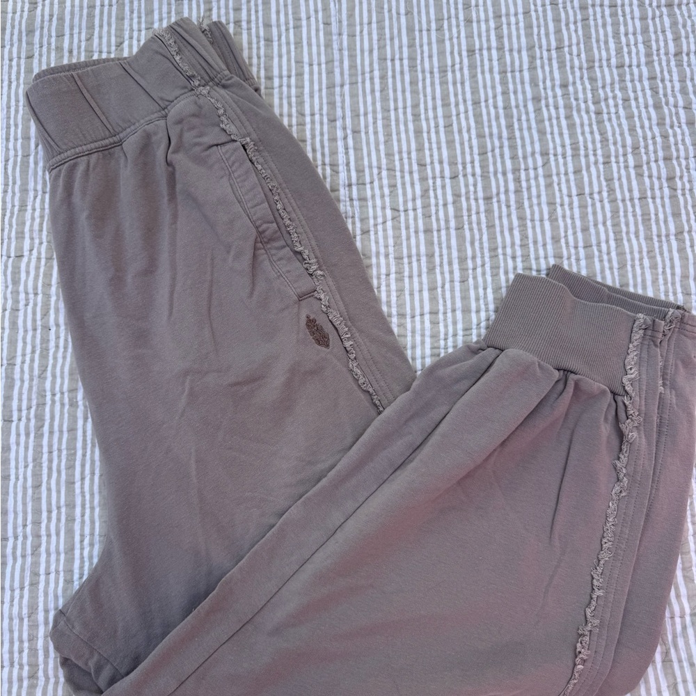 Free people cropped Jogger Pants- small